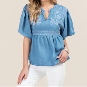 Blue Rain Corinne Flutter Sleeve Embroidered Top Size Medium